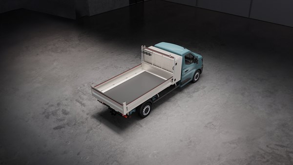 tippers and flatbeds - Renault Master