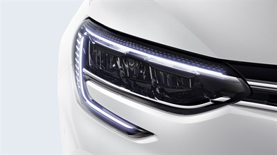 Megane Sedan headlamps